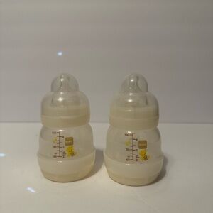 (2) NEW MAM Baby Bottles 4oz